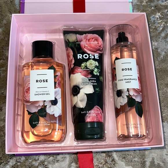 Bath & Body Works Bath & Body Bath And Body Works Rose Let It Snow